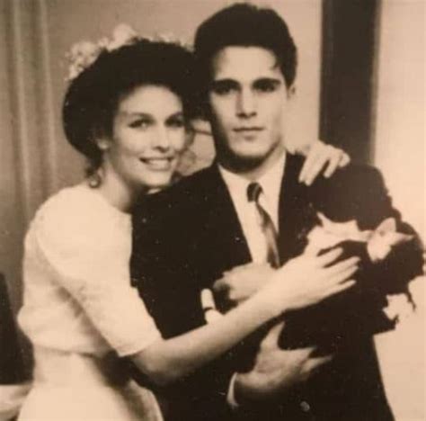 michael schoeffling wife|Valerie C Robinsons bio: Nationality, married, career,。